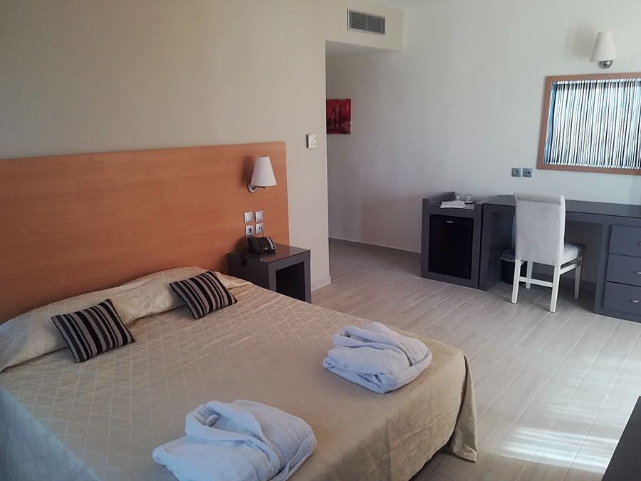 All Senses Ocean Blue Sea Side Resort (Adults Only) Petaloudes Eksteriør bilde